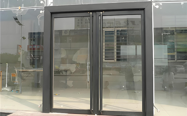 嘉峪关玻璃地弹门