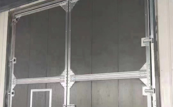 嘉峪关兰州厂房嘉峪关工业门选购与使用指南：打造高效安全的生产环境