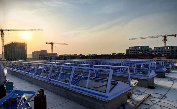 消防嘉峪关排烟窗工作原理