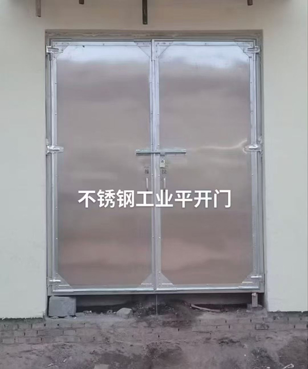 不锈钢嘉峪关工业平开门在现代工业场景中的应用实践